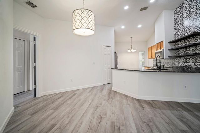 3217 PINE TOP DRIVE, Valrico, FL 33594