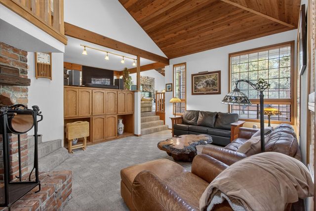 7731 Winding Way, Fair Oaks, CA 95628