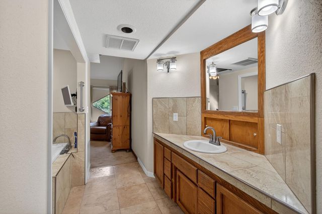 7731 Winding Way, Fair Oaks, CA 95628