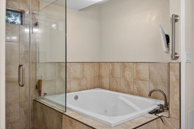 7731 Winding Way, Fair Oaks, CA 95628