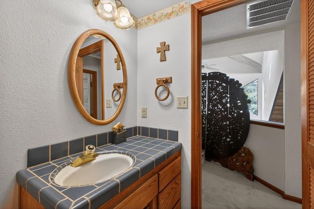 7731 Winding Way, Fair Oaks, CA 95628