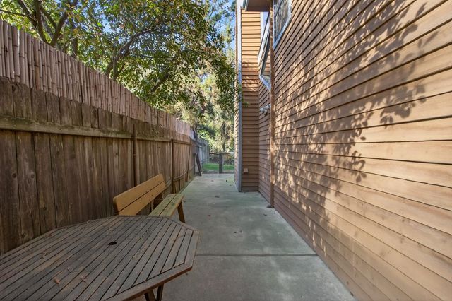 7731 Winding Way, Fair Oaks, CA 95628