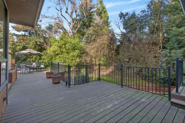 7731 Winding Way, Fair Oaks, CA 95628