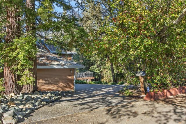 7731 Winding Way, Fair Oaks, CA 95628