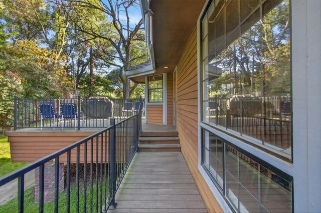 7731 Winding Way, Fair Oaks, CA 95628