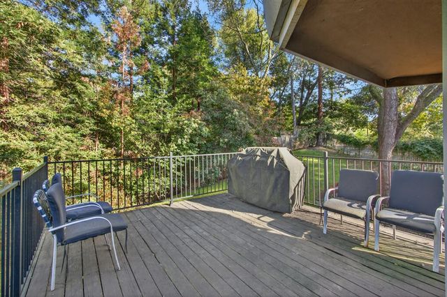 7731 Winding Way, Fair Oaks, CA 95628