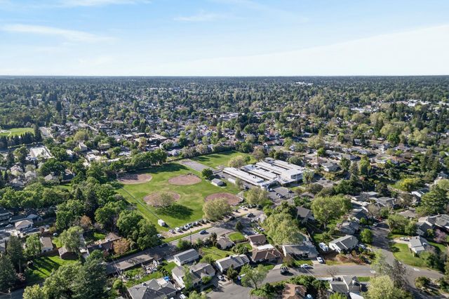 7731 Winding Way, Fair Oaks, CA 95628