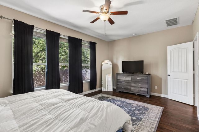 1113 Yellow Iris RD, Leander, TX 78641