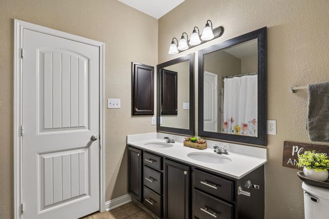 1113 Yellow Iris RD, Leander, TX 78641