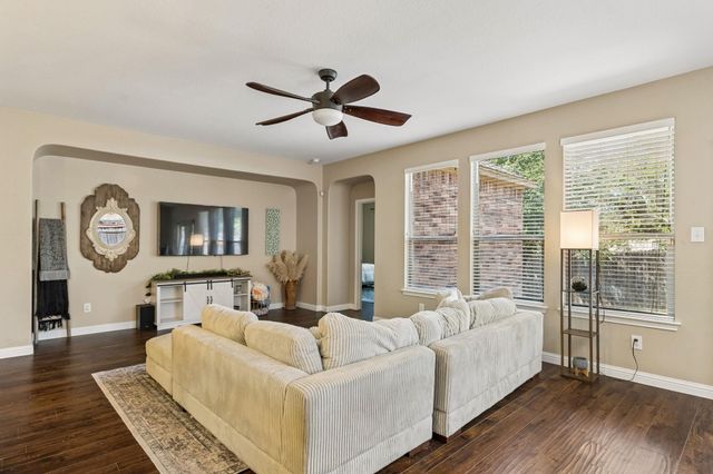 1113 Yellow Iris RD, Leander, TX 78641