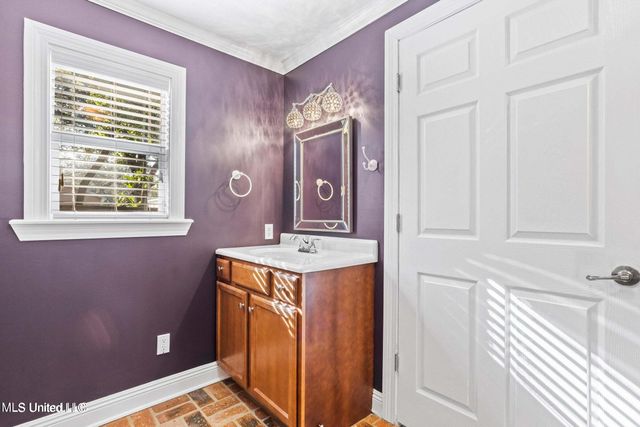 281 Santini Street, Biloxi, MS 39530