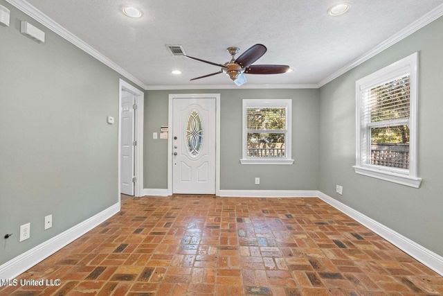 281 Santini Street, Biloxi, MS 39530