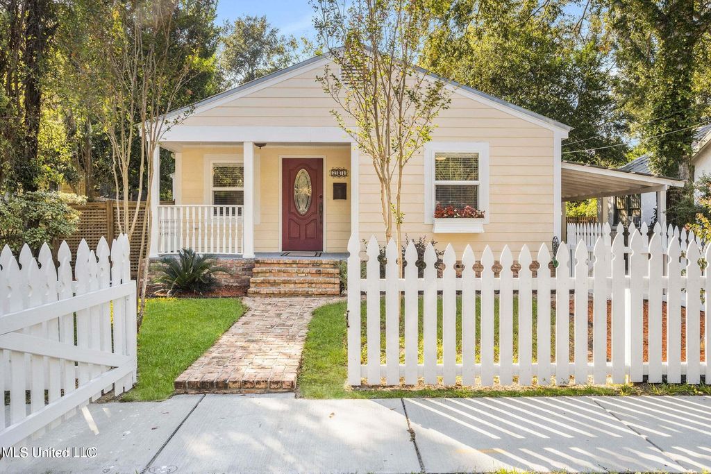 281 Santini Street, Biloxi, MS 39530