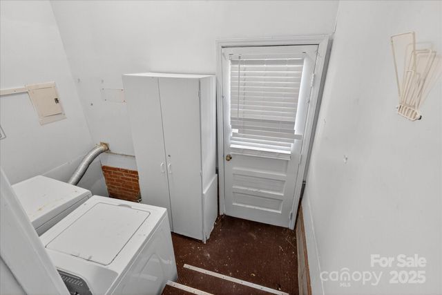 10917 Blue Heron Drive, Charlotte, NC 28226