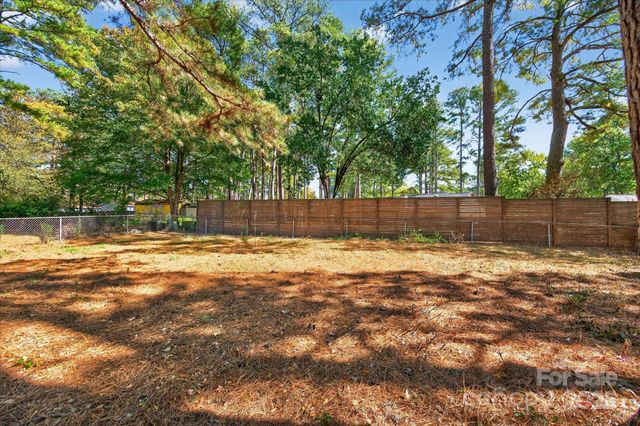 10917 Blue Heron Drive, Charlotte, NC 28226