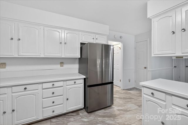 10917 Blue Heron Drive, Charlotte, NC 28226