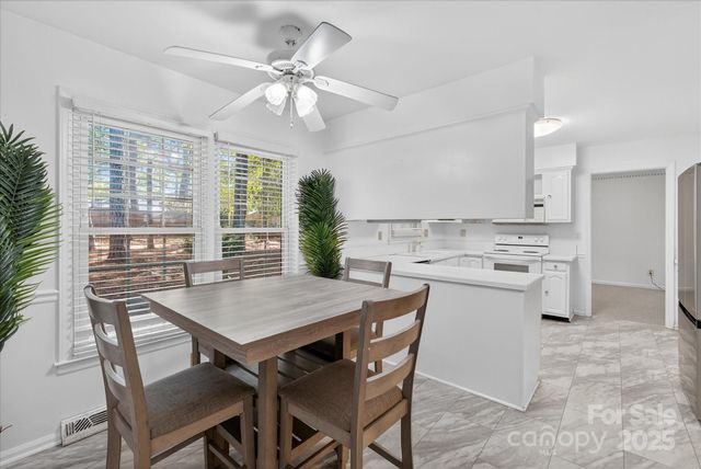 10917 Blue Heron Drive, Charlotte, NC 28226