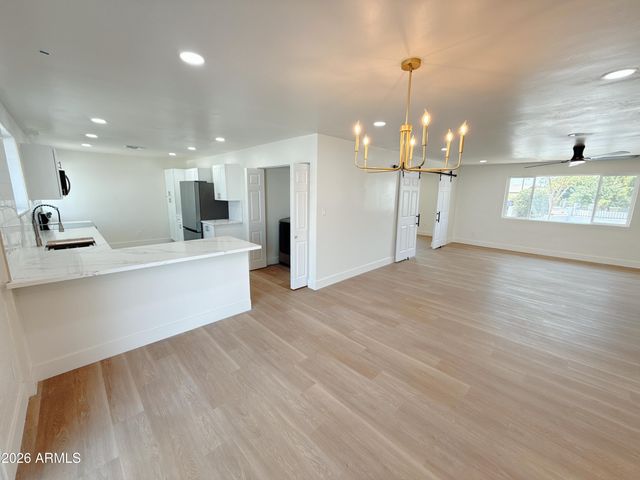 4424 W FLOWER Street, Phoenix, AZ 85031