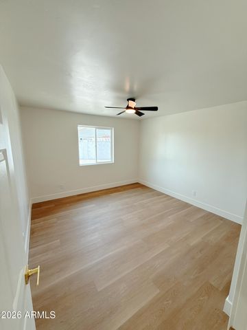 4424 W FLOWER Street, Phoenix, AZ 85031