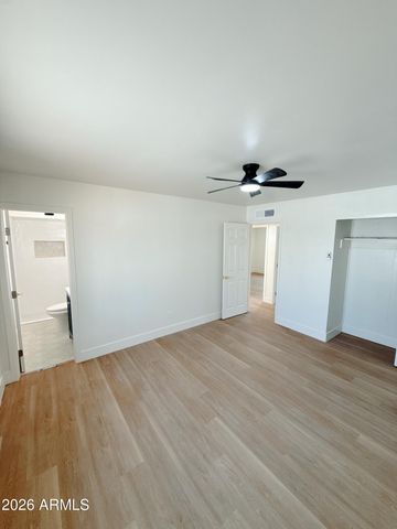 4424 W FLOWER Street, Phoenix, AZ 85031