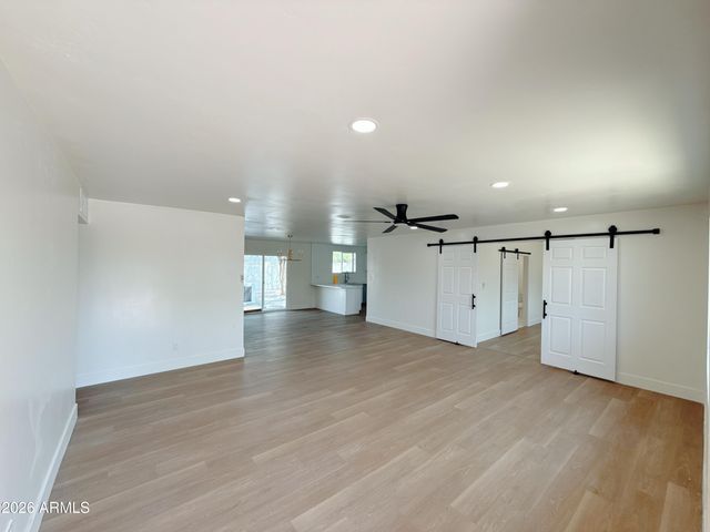 4424 W FLOWER Street, Phoenix, AZ 85031