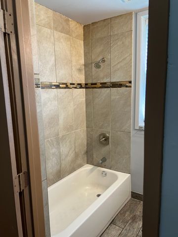 4149 W JACKSON Boulevard, Chicago, IL 60624