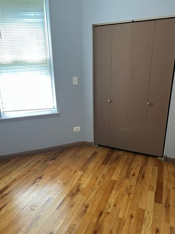 4149 W JACKSON Boulevard, Chicago, IL 60624