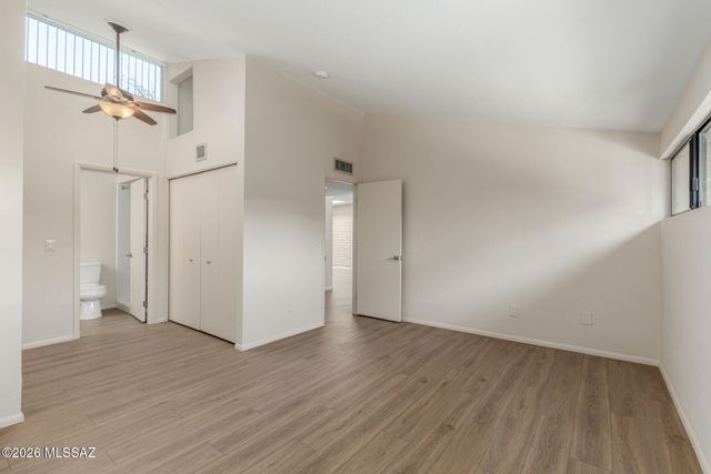 5701 E Glenn St Apt 40, Tucson, AZ 85712