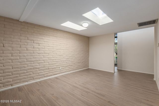 5701 E Glenn St Apt 40, Tucson, AZ 85712