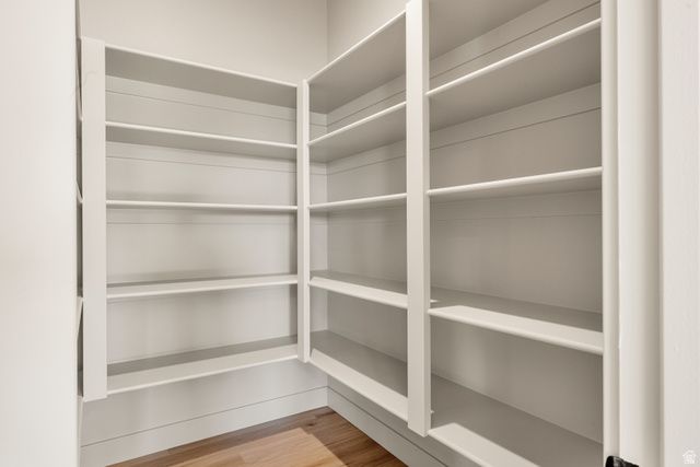 1130 E 245 N, Hyde Park, UT 84318