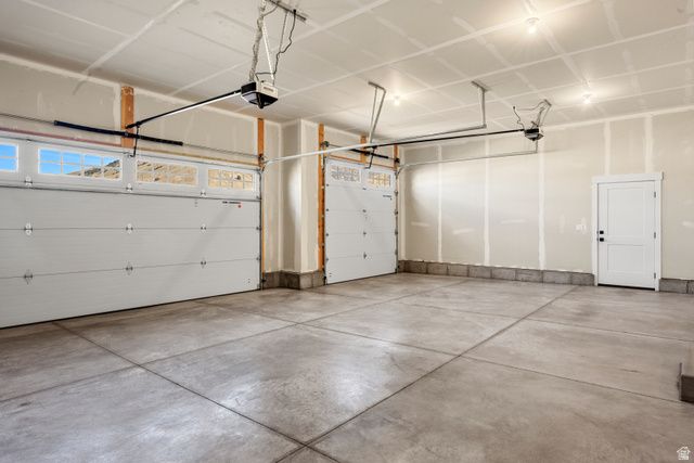 1130 E 245 N, Hyde Park, UT 84318