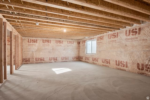 1130 E 245 N, Hyde Park, UT 84318