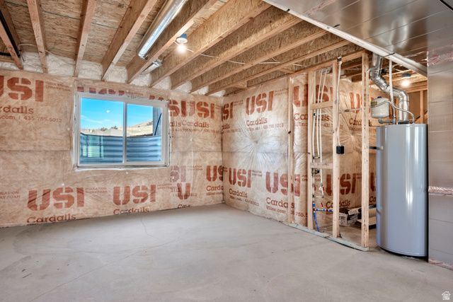 1130 E 245 N, Hyde Park, UT 84318