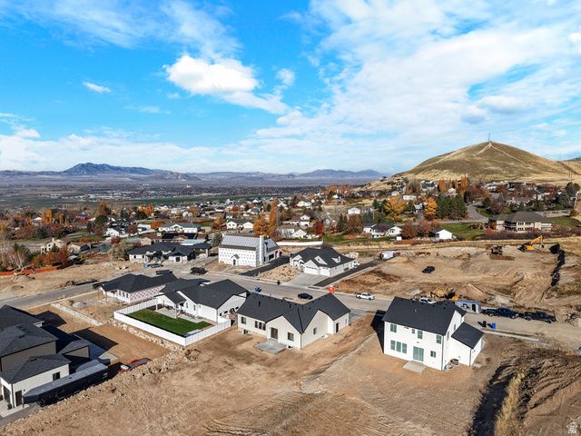 1130 E 245 N, Hyde Park, UT 84318