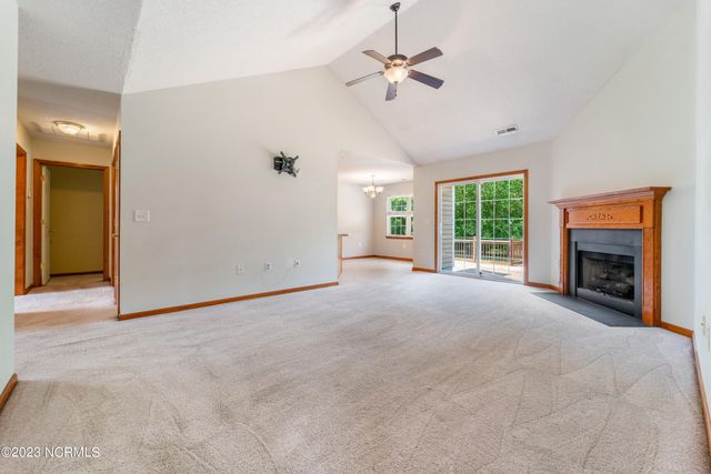 103 Appleton Lane, Richlands, NC 28574