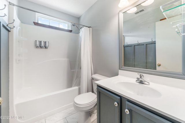 103 Appleton Lane, Richlands, NC 28574