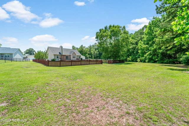 103 Appleton Lane, Richlands, NC 28574