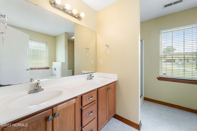 103 Appleton Lane, Richlands, NC 28574