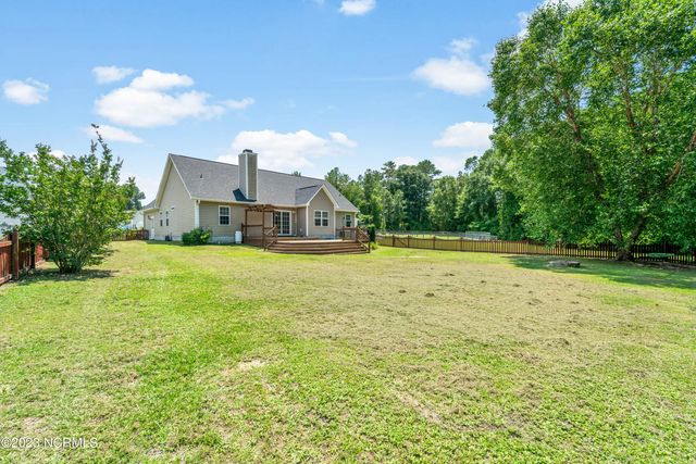103 Appleton Lane, Richlands, NC 28574