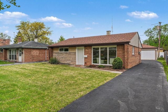17332 Lorenz Avenue, Lansing, IL 60438
