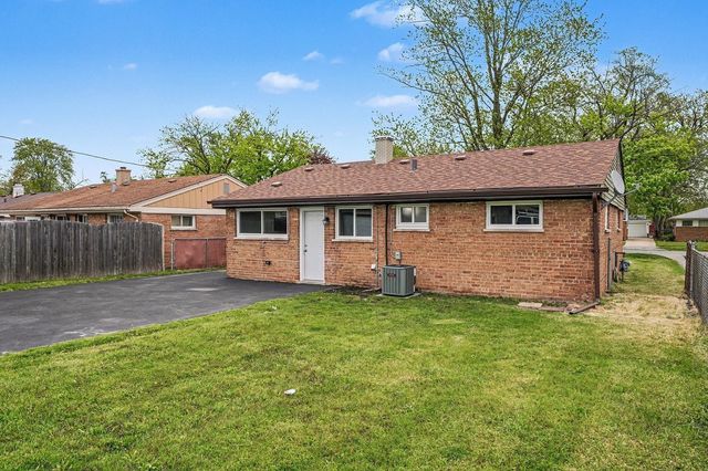 17332 Lorenz Avenue, Lansing, IL 60438