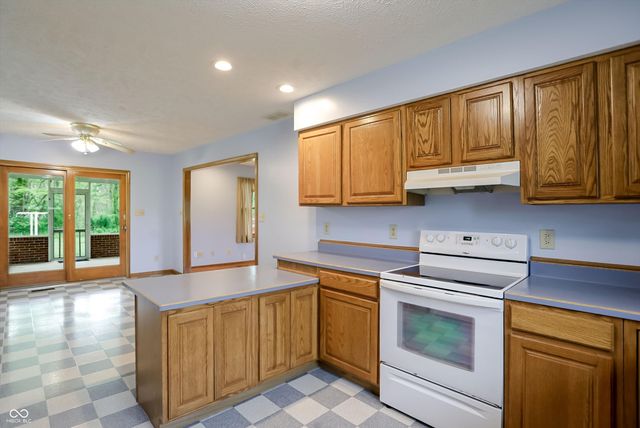 4718 W County Road 150 S, Danville, IN 46122