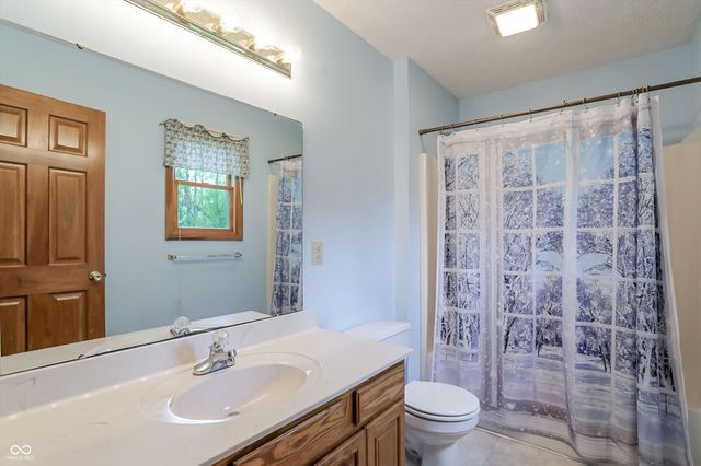 4718 W County Road 150 S, Danville, IN 46122