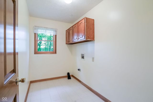 4718 W County Road 150 S, Danville, IN 46122