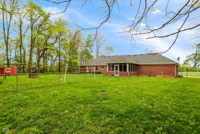 4718 W County Road 150 S, Danville, IN 46122