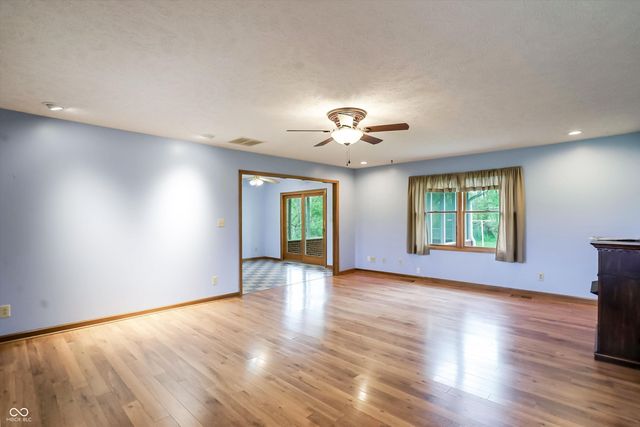 4718 W County Road 150 S, Danville, IN 46122