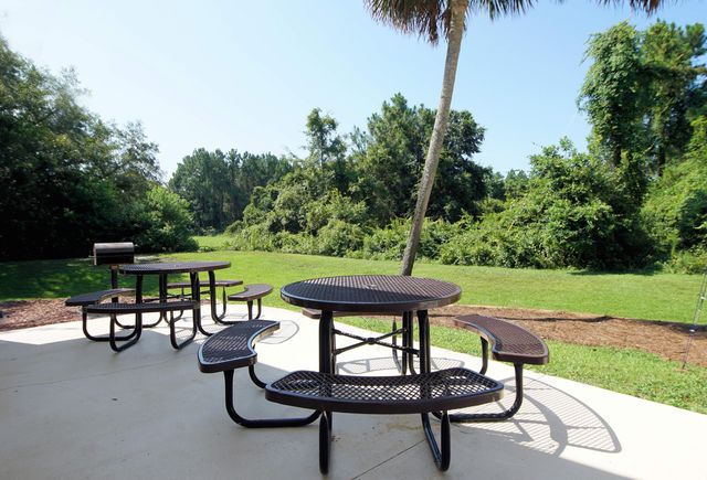 4274 Calinda Lane 224, Niceville, FL 32578