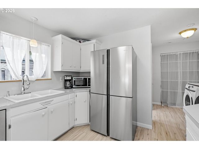 2111 C St, Forest Grove, OR 97116