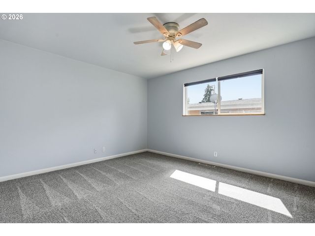 2111 C St, Forest Grove, OR 97116