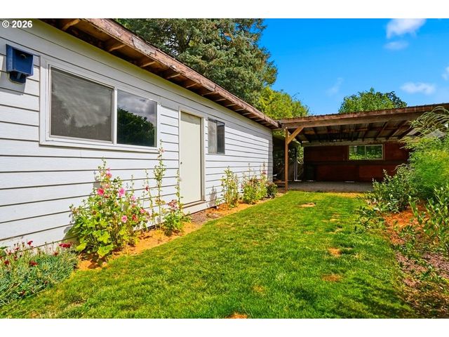 2111 C St, Forest Grove, OR 97116